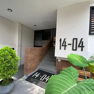 Hotel 14-04, Cali
